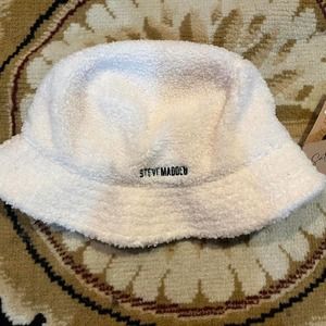 Steve Madden‎ bucket hat